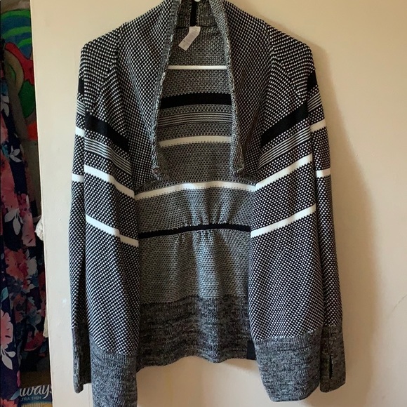 Ivivva Other - Ivivva Cardigan!!
